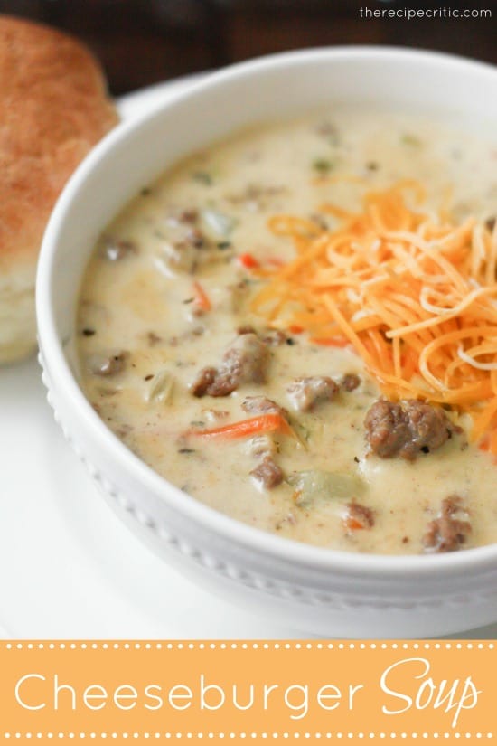 Hamburger-Soup in a white bowl.