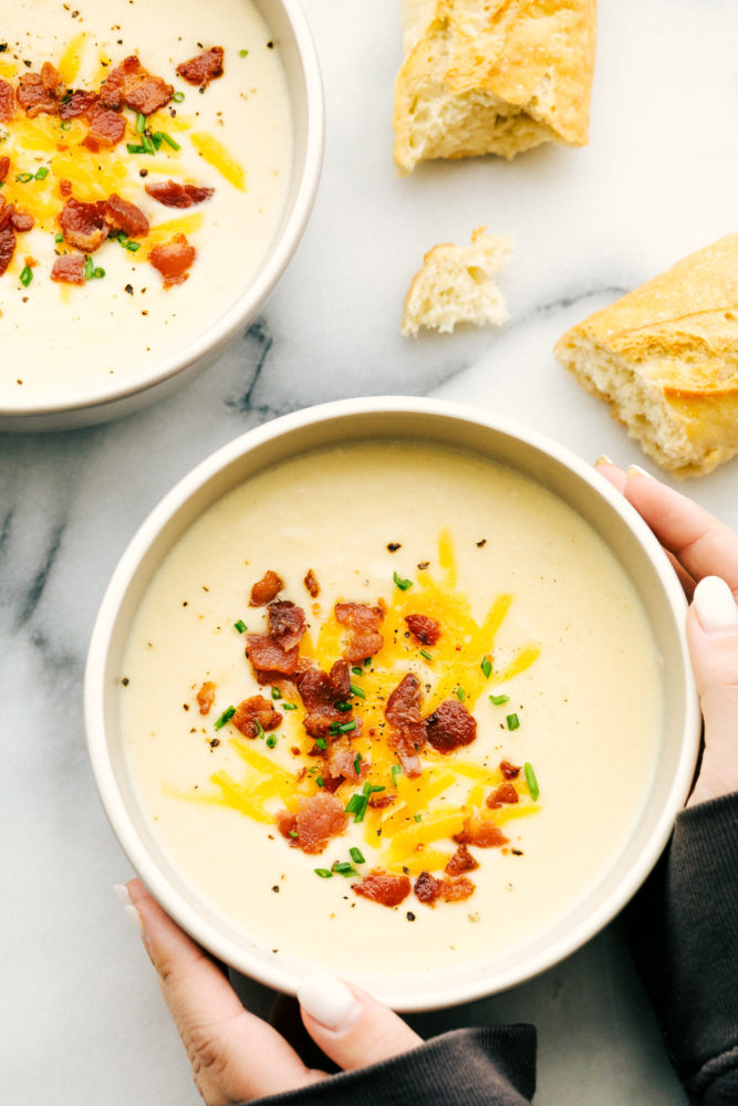 Creamy, savory cheesy, Zupas Copycat Cauliflower Soup!