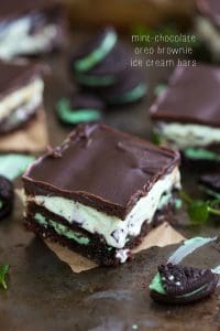 EASY Mint-chocolate brownie oreo ice cream bars