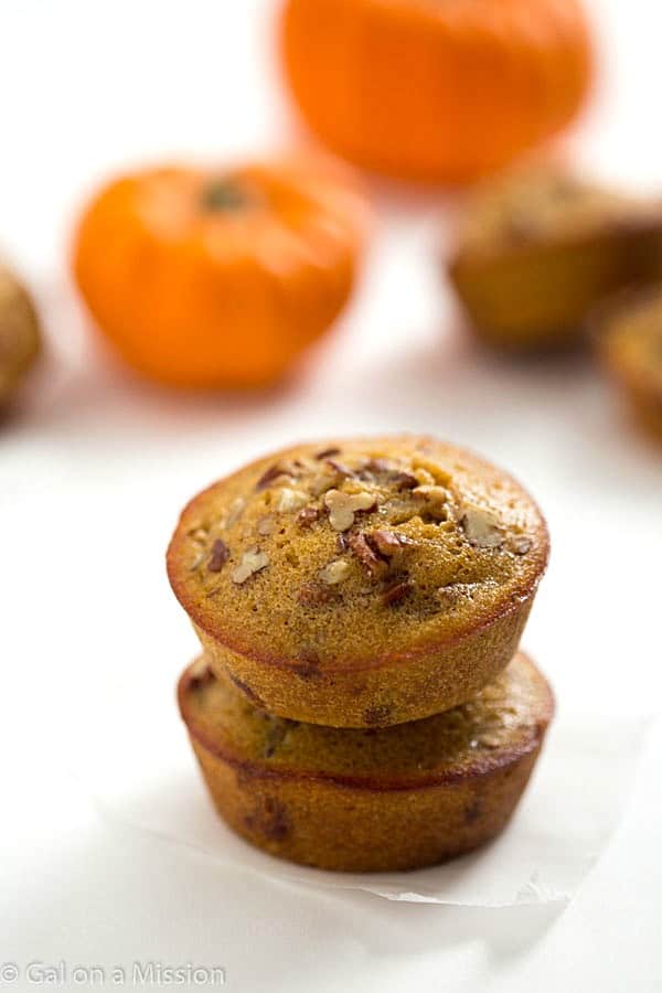 Pumpkin Pecan Pie Muffins - Just like a classic pecan pie, but even better!