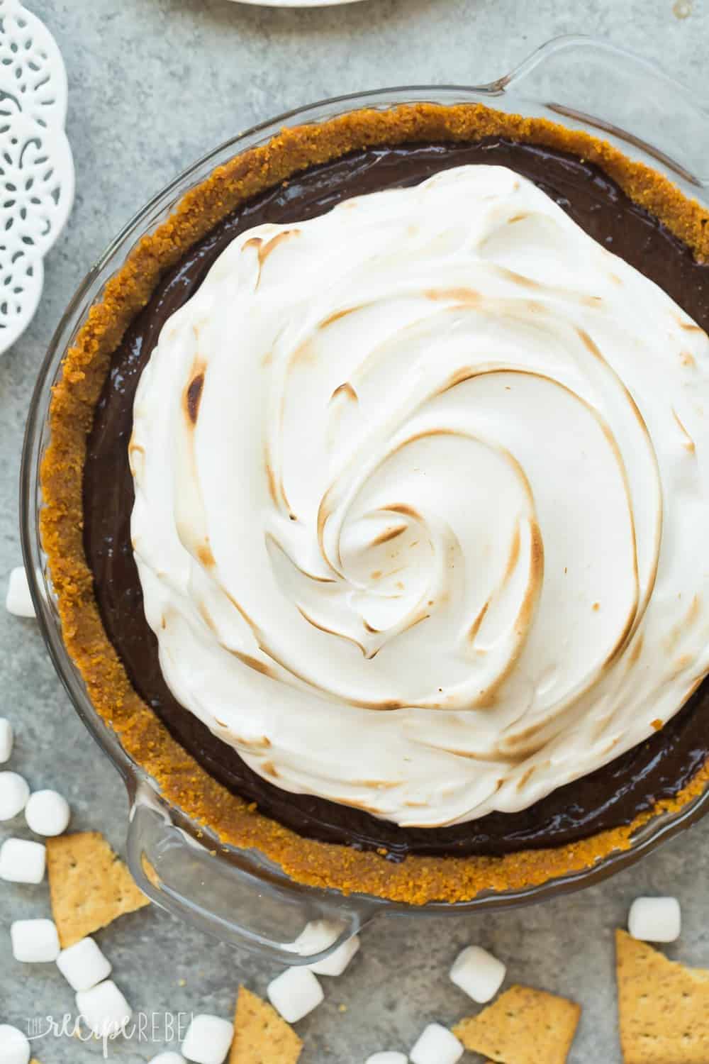 This No Bake S'mores Pie areal view.