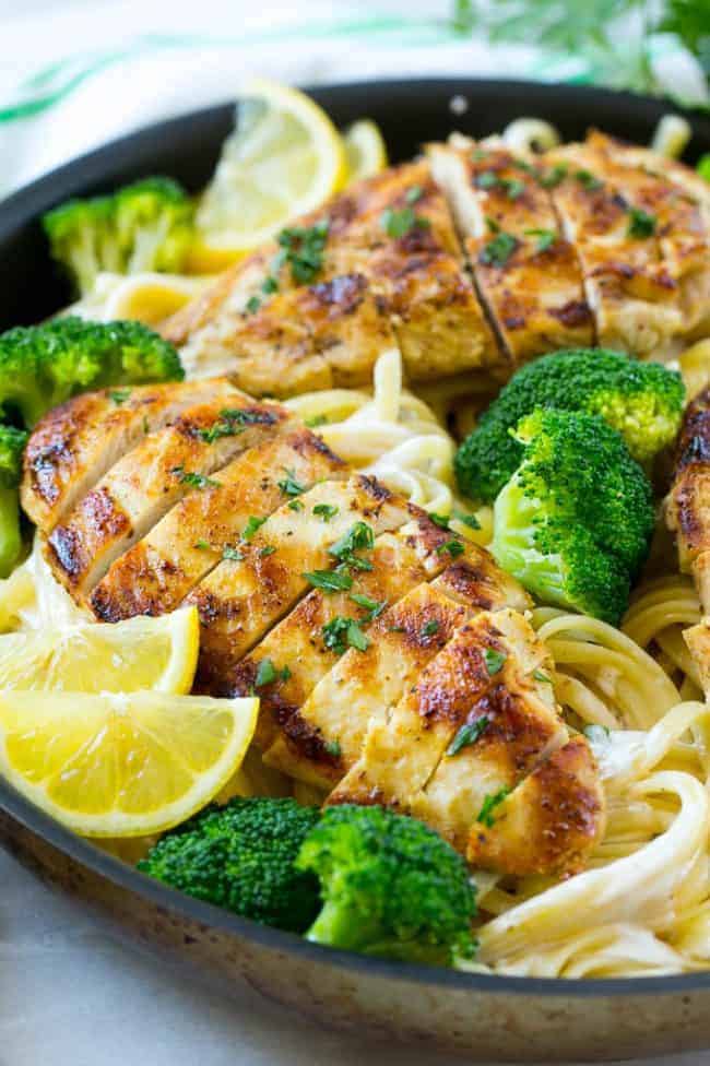 chicken and broccoli pasta