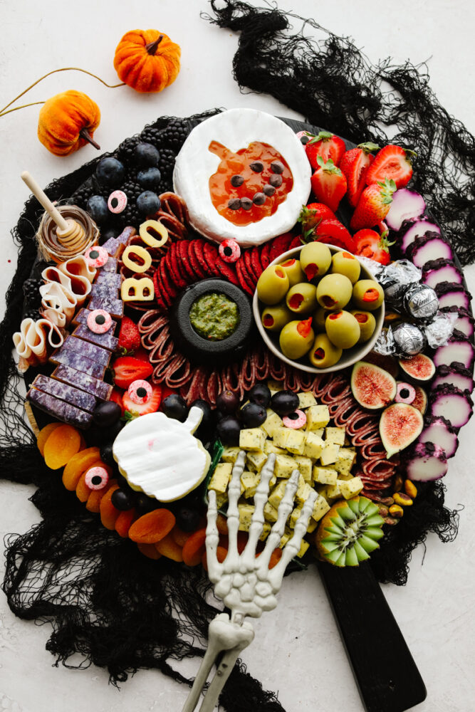 Halloween charcuterie board. 