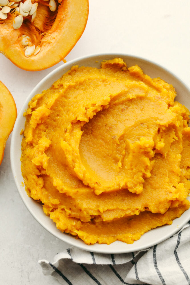 Pumpkin puree in a bowl.