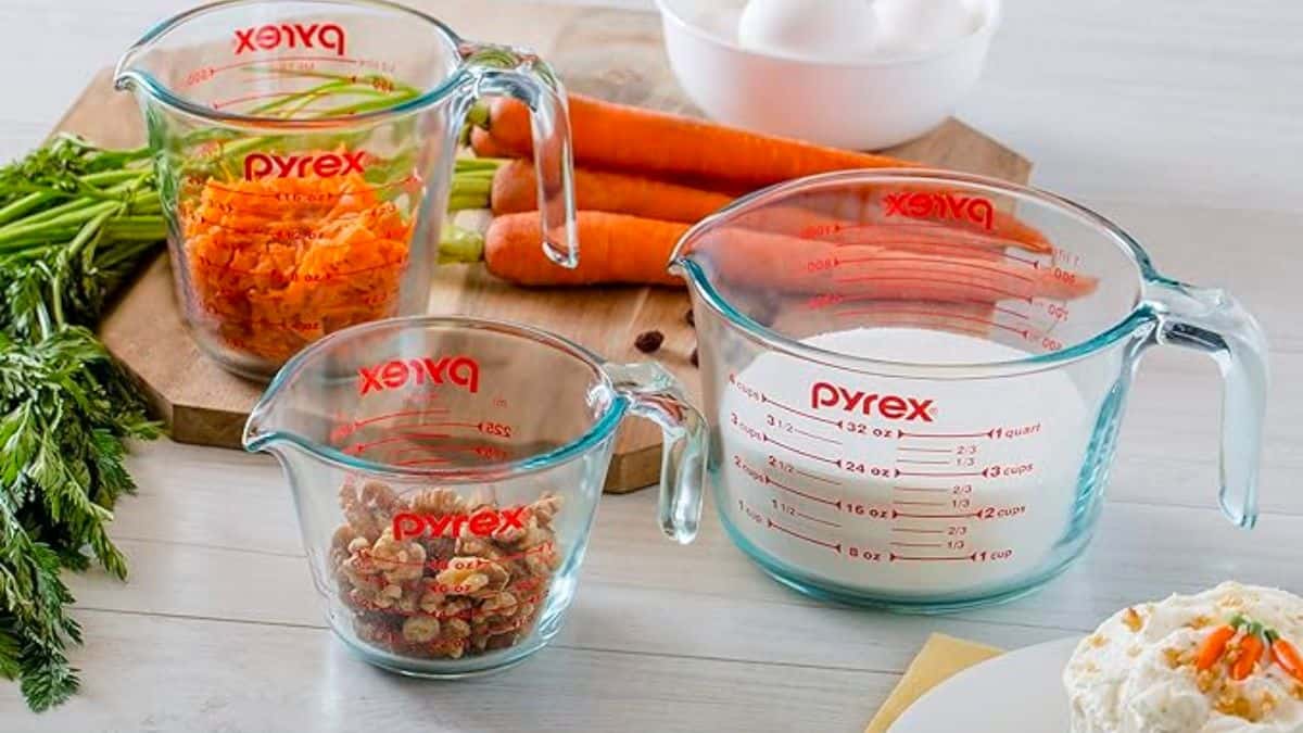 Pyrex 3-Piece Glass Measuring Cup Set