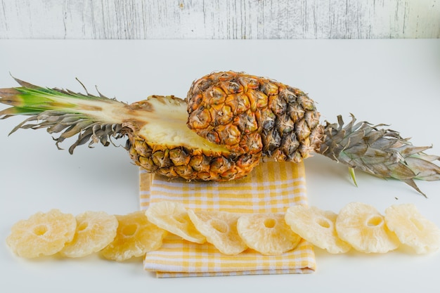 Discover the Six Irresistible Reasons to Indulge in Pineapple This Winter Season!