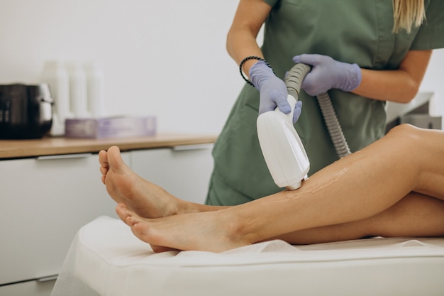 Unraveling the Mystery of Varicose Veins: Digging into Causes, Unveiling Treatment Techniques, and Mastering Removal Methods