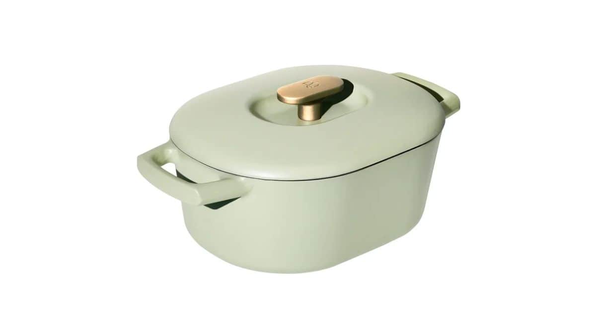 Beautiful 6 Quart Enamel Dutch Oven