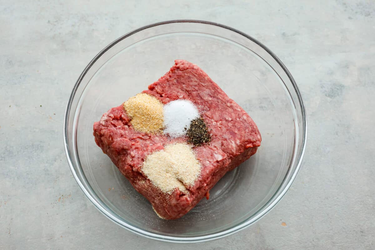 Ground beef with seasonings. 